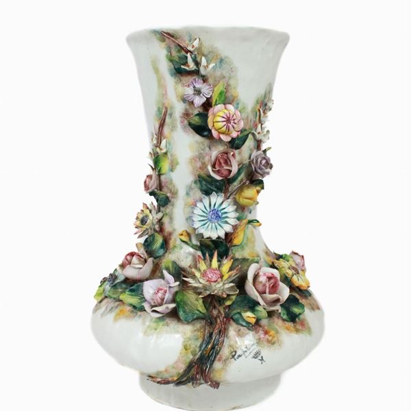Vaso in ceramica bianca