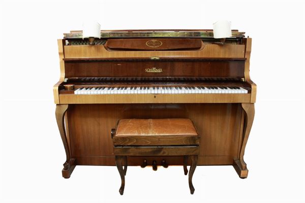 Upright piano &quot;Schimmel&quot; series 151814