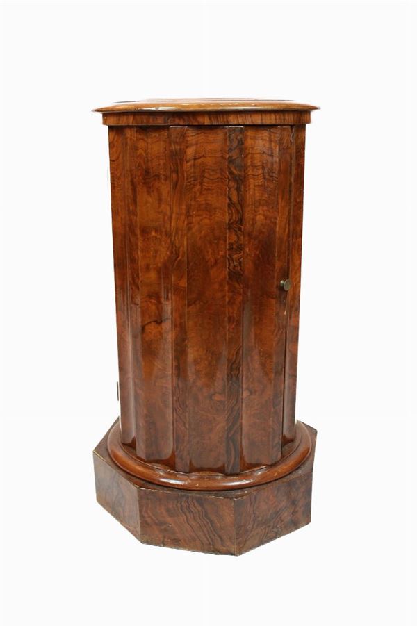 Bedside table
