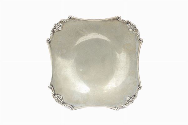 Centerpiece in 800/1000 silver