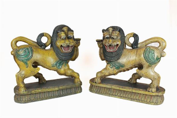 Pair of pho dogs