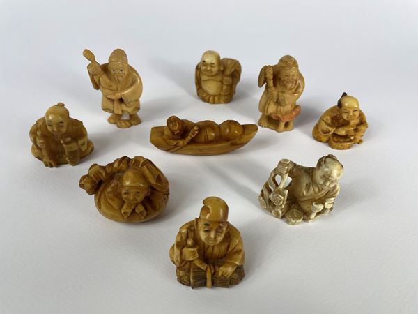 Lotto di 9 netsuke
