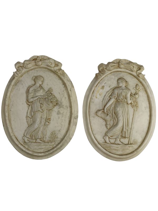 Coppia di medaglioni