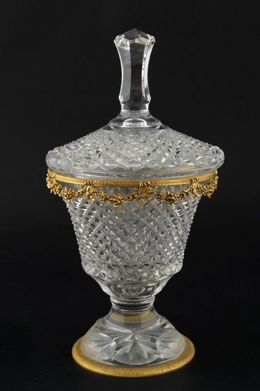 Counter-cut crystal cup