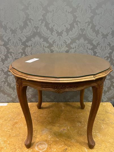 Coppia di tavolini da caff&#232;  - Auction Furnishings and supplies from Hotel Aldrovandi Villa Borghese in Rome and other properties - DAMS Casa d'Aste