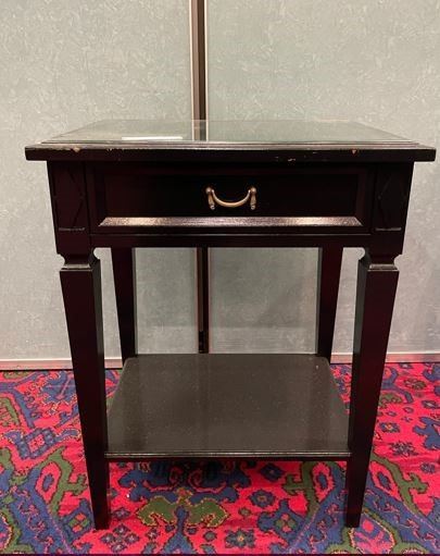 Comodino  - Auction Furnishings and supplies from Hotel Aldrovandi Villa Borghese in Rome and other properties - DAMS Casa d'Aste