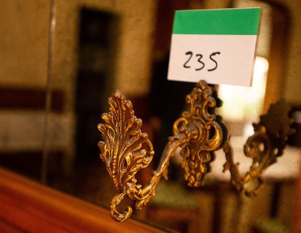 Lotto di 4 coppie di porta embrasse in bronzo