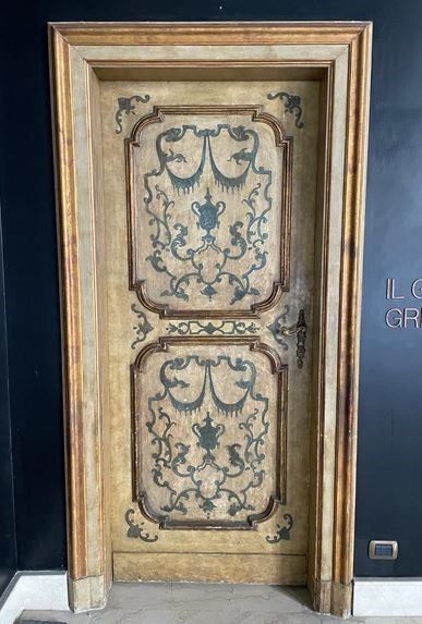 Porta ad unica anta