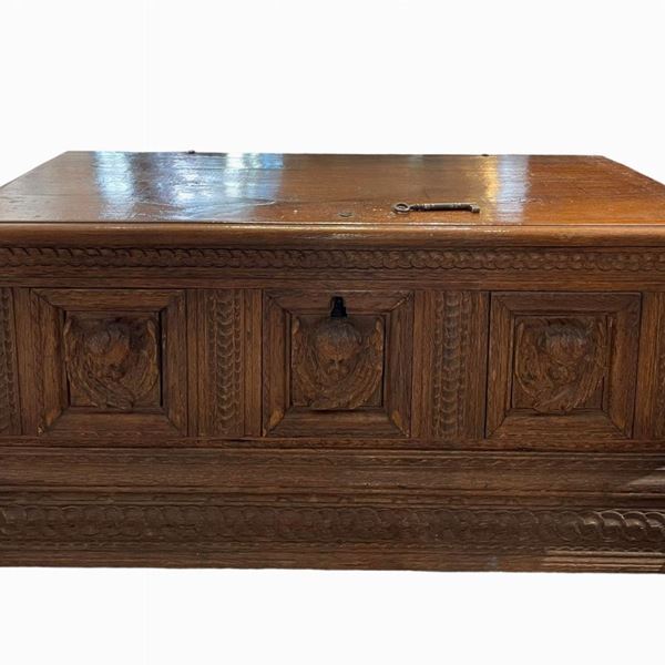 Cassone in legno di quercia