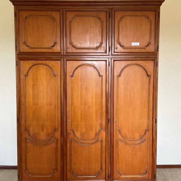 Armadio in legno  - Auction Furnishings, design and decorations from Hotel Aldrovandi Villa Borghese and other properties-Part 2 - DAMS Casa d'Aste