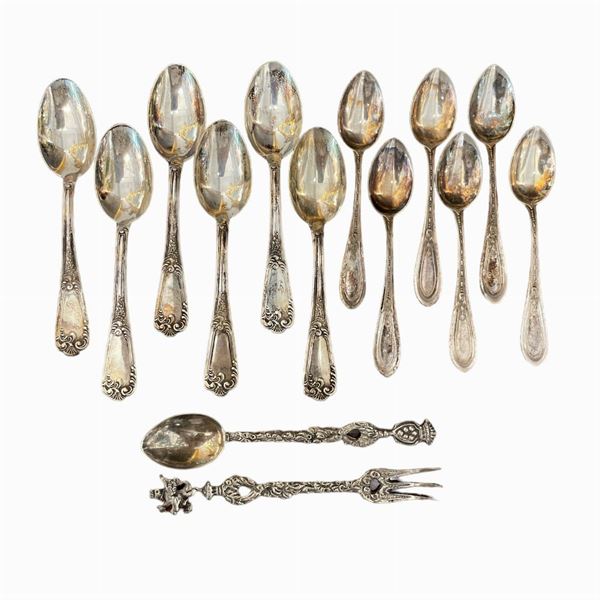Set di 12 cucchiaini in argento 