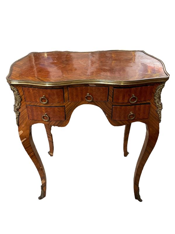 Small desk