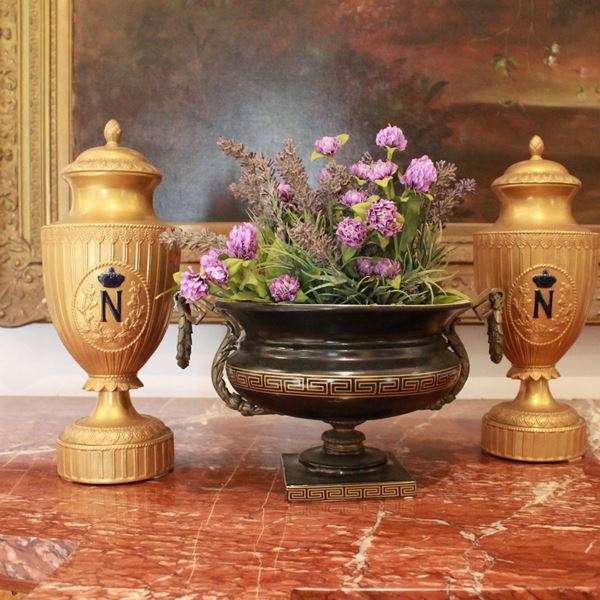 Garniture di tre elementi decorativi
