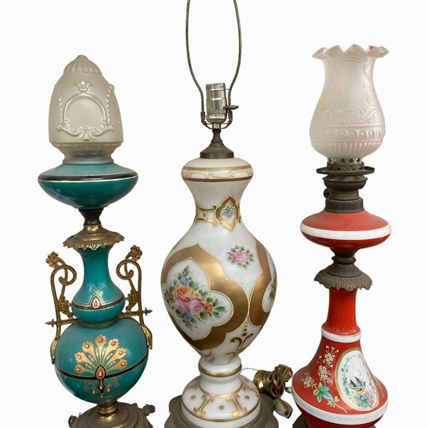 Tre lampade a petrolio