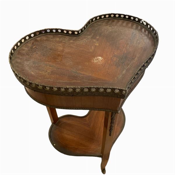 tavolino in bois de rose