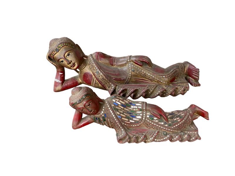 Set di Due Sleeping Buddah