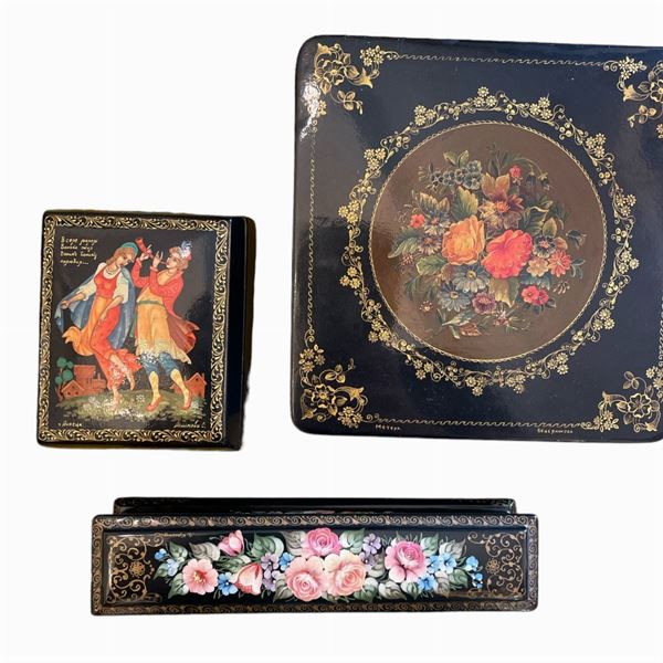 Set di 3 scatoline russe