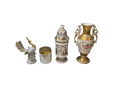 Miscellanea di Quattro Oggetti in Ceramica