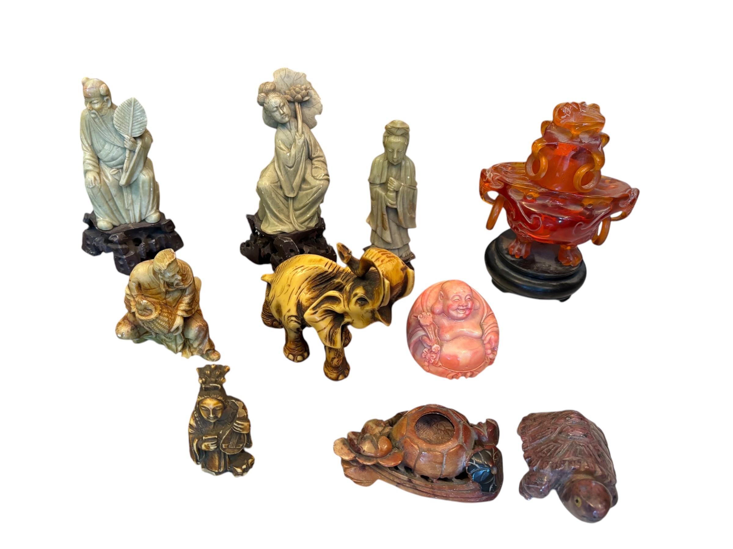 Set di 22 Sculture in Materiale Vario