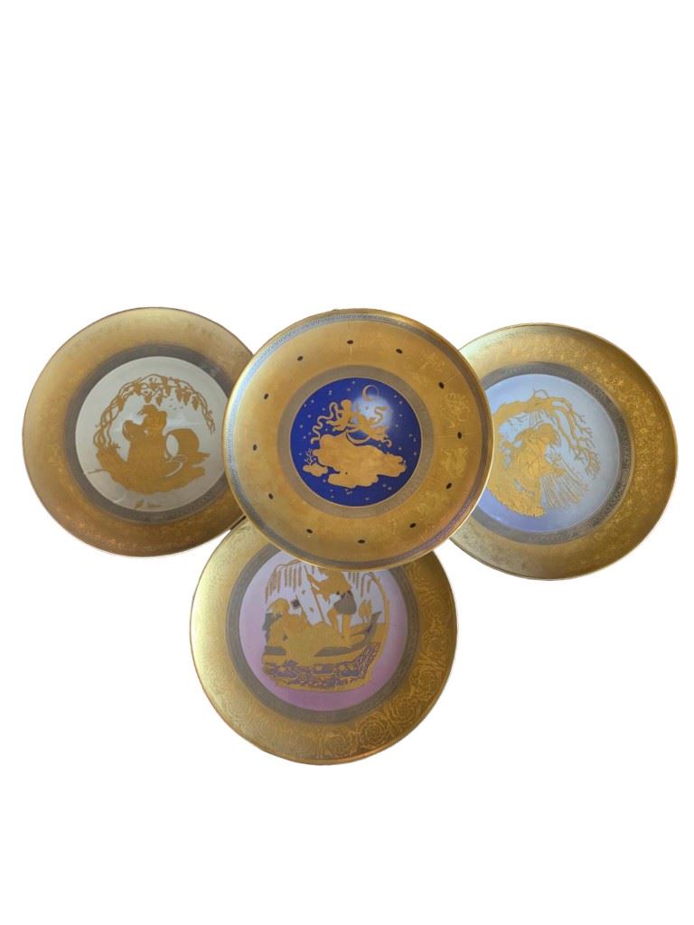 Set di Quattro Piatti Decorati in Oro 24 Kt