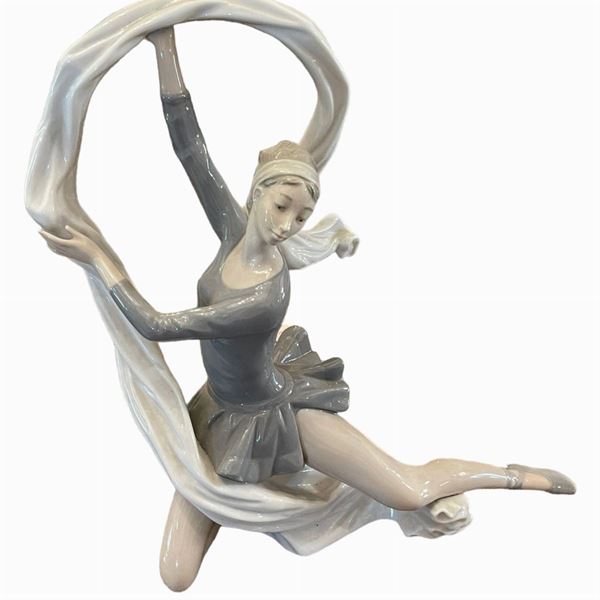 Lladrò - Nao "Ballerina con velo"