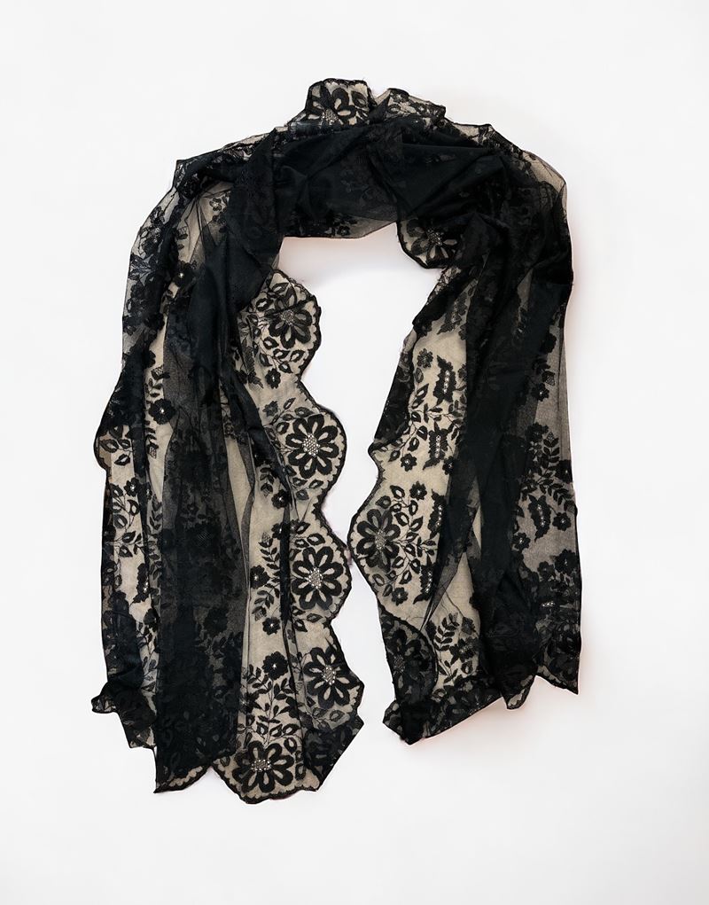 Due Veli in Tulle Nero