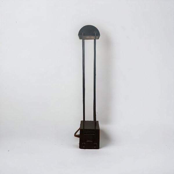 Shigeaki Asahara - Lampada da tavolo modello Tokio