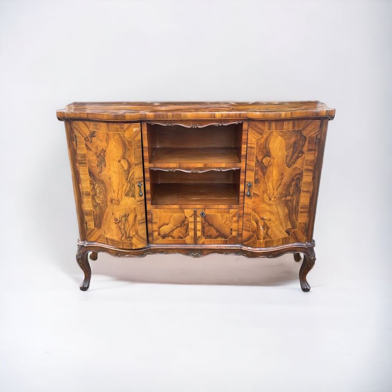 Credenza in Radica