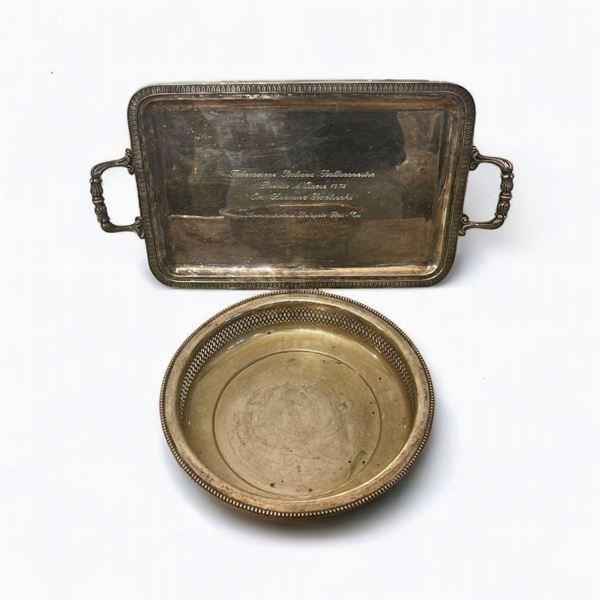 Due oggetti in argento 800/1000  (XX secolo)  - Auction Old Masters, Classical and Oriental Art - Web Live Auction - DAMS Casa d'Aste