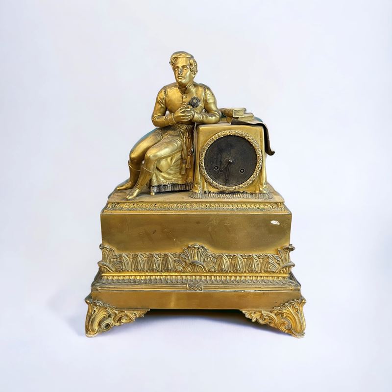 Orologio da tavolo in bronzo dorato