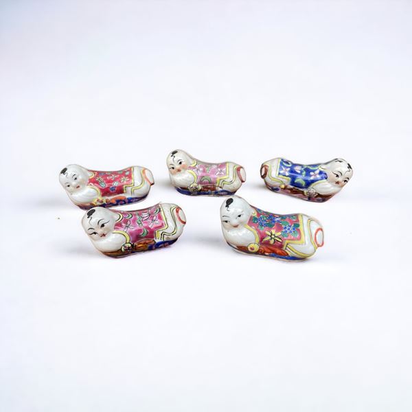 Lotto di 5 sculturine  - Auction Timed auction / Christmas brocantage - DAMS Casa d'Aste