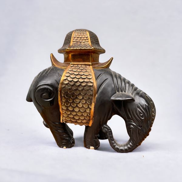 Scultura raffigurante elefante