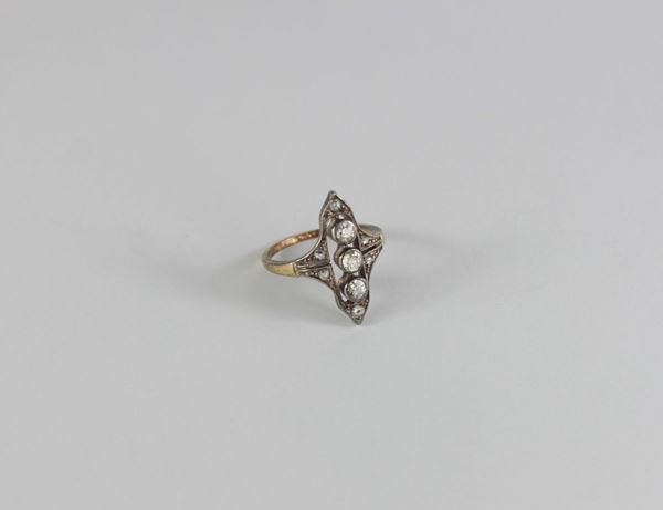 Anello in oro e diamante