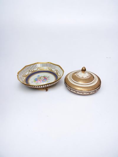 Guarniture in Porcellana