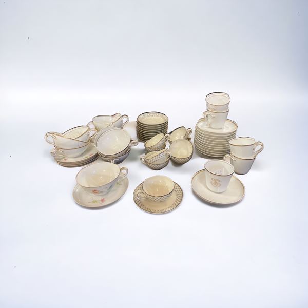Miscellanea di servizi da tè e da caffè  (XX secolo)  - porcellana - Asta Asta a tempo / Brocantage natalizio - DAMS Casa d'Aste
