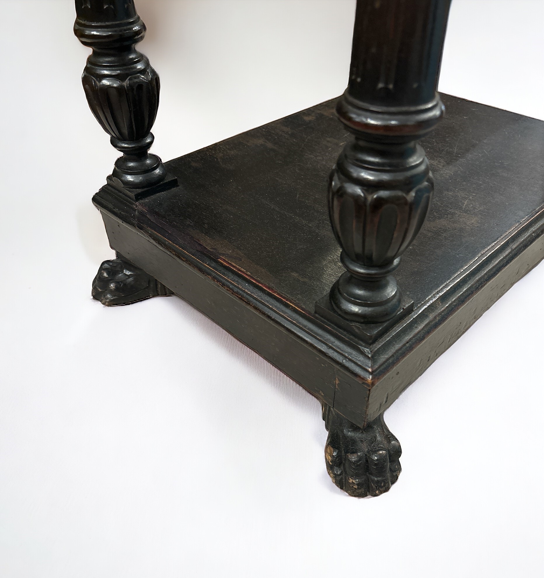 Tavolino in Legno Ebanizzato