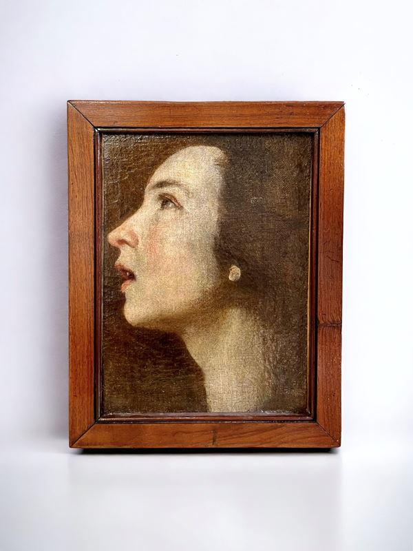 Studio di volto femminile