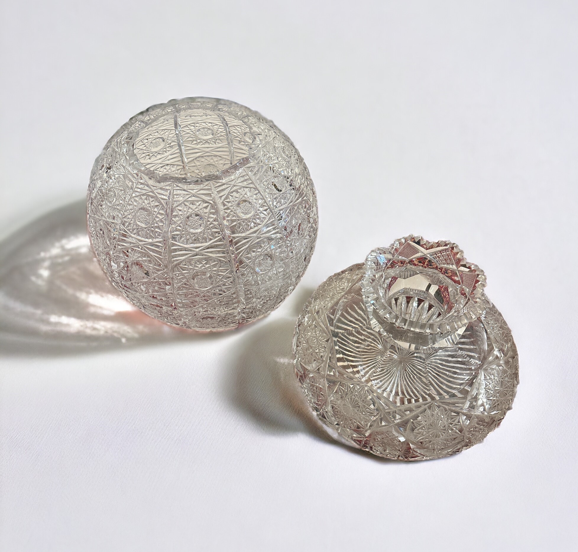 Due vasi in cristallo