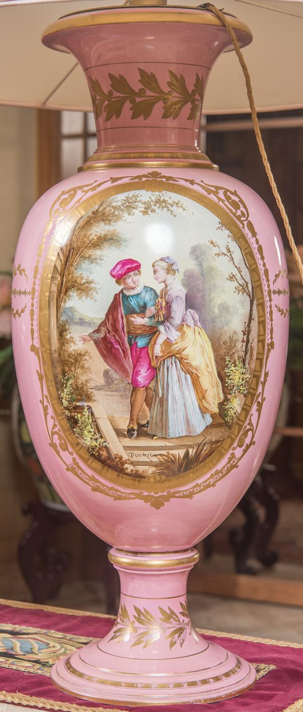 Coppia di grandi vasi in porcellana di Sevres