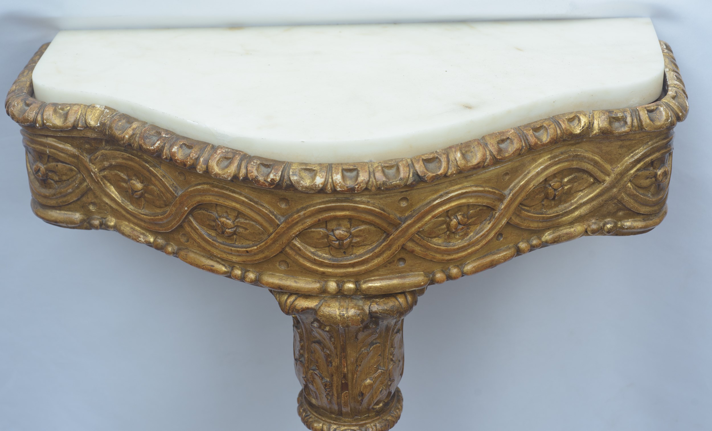 Coppia di piccole consolle da appoggio