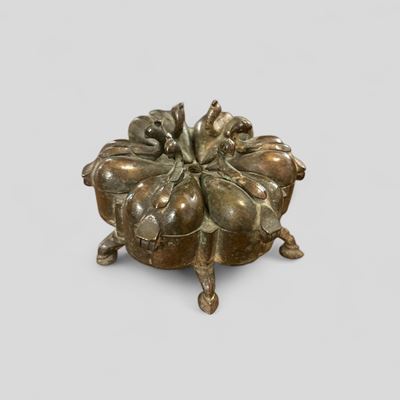 Piccolo Contenitore Cerimoniale in Bronzo