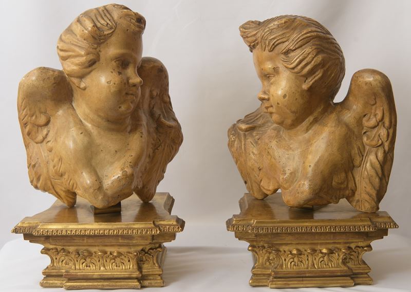 Coppia di putti alati