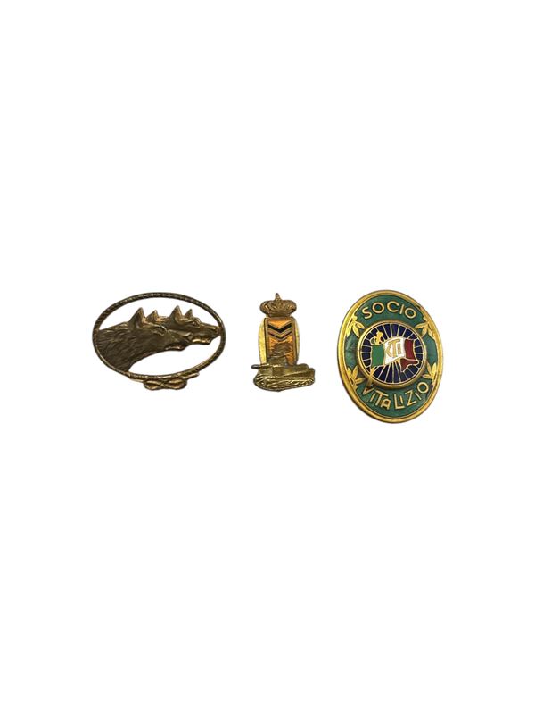 Lotto di tre distintivi  - Asta Numismatica, Medaglistica e Memorabilia - DAMS Casa d'Aste