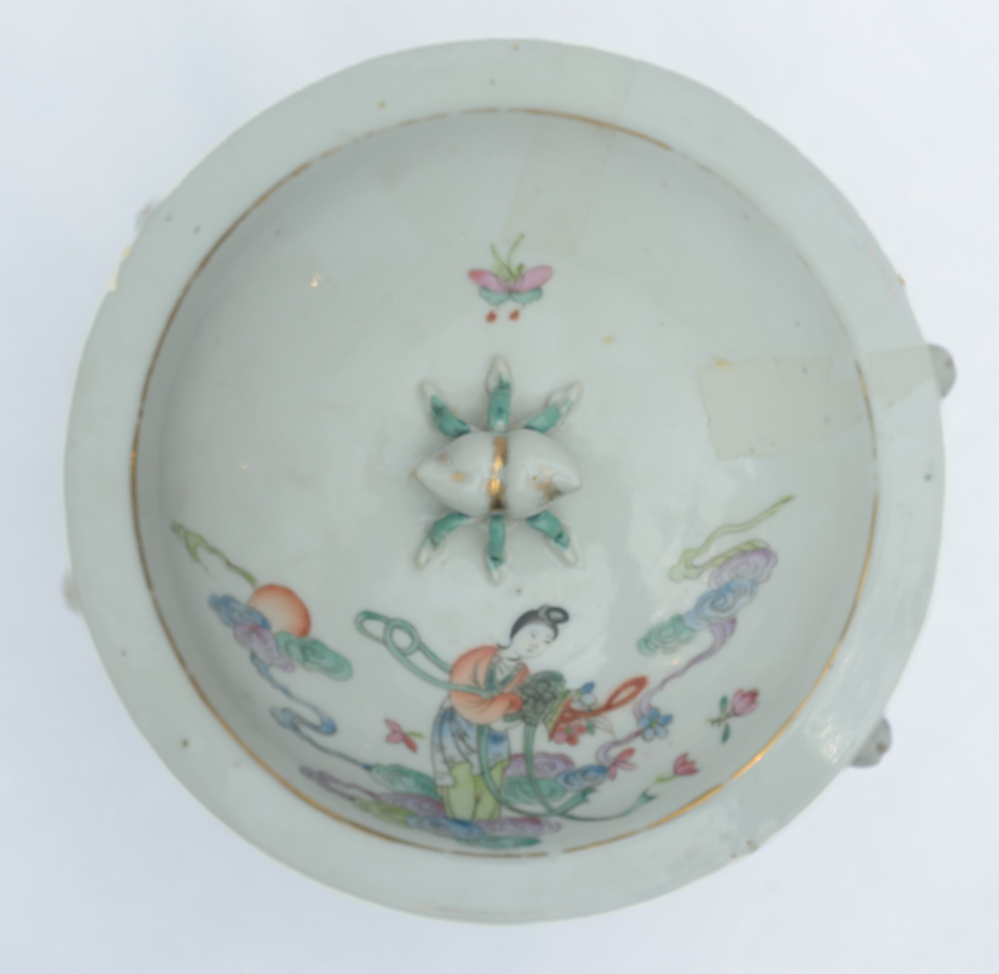 Pentola con coperchio