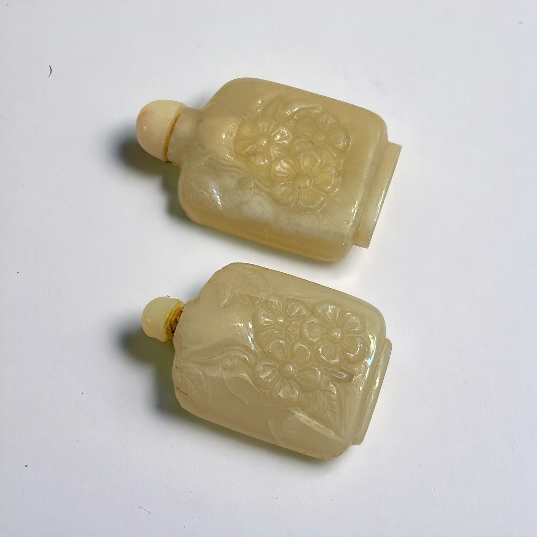 Due Snuff Bottles