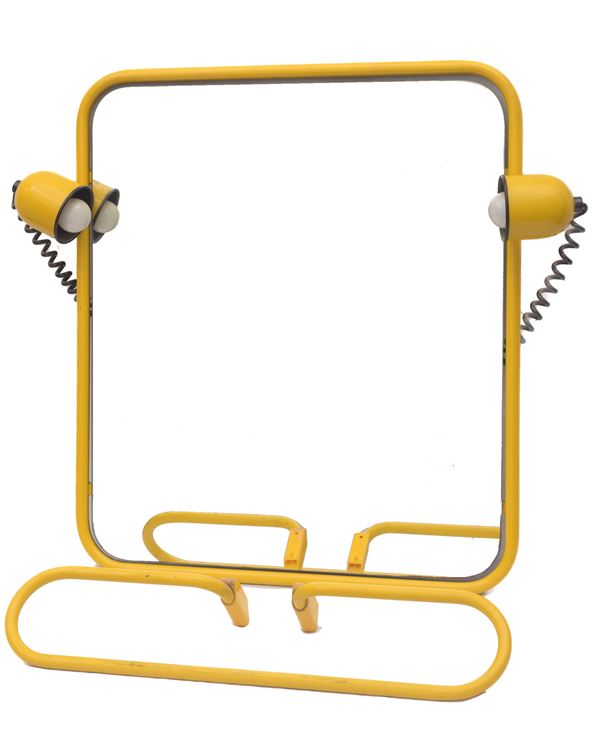 Specchio con mensola