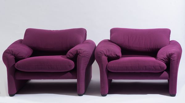 Vico Magistretti - Pair of armchairs mod. &quot;Maralunga&quot;