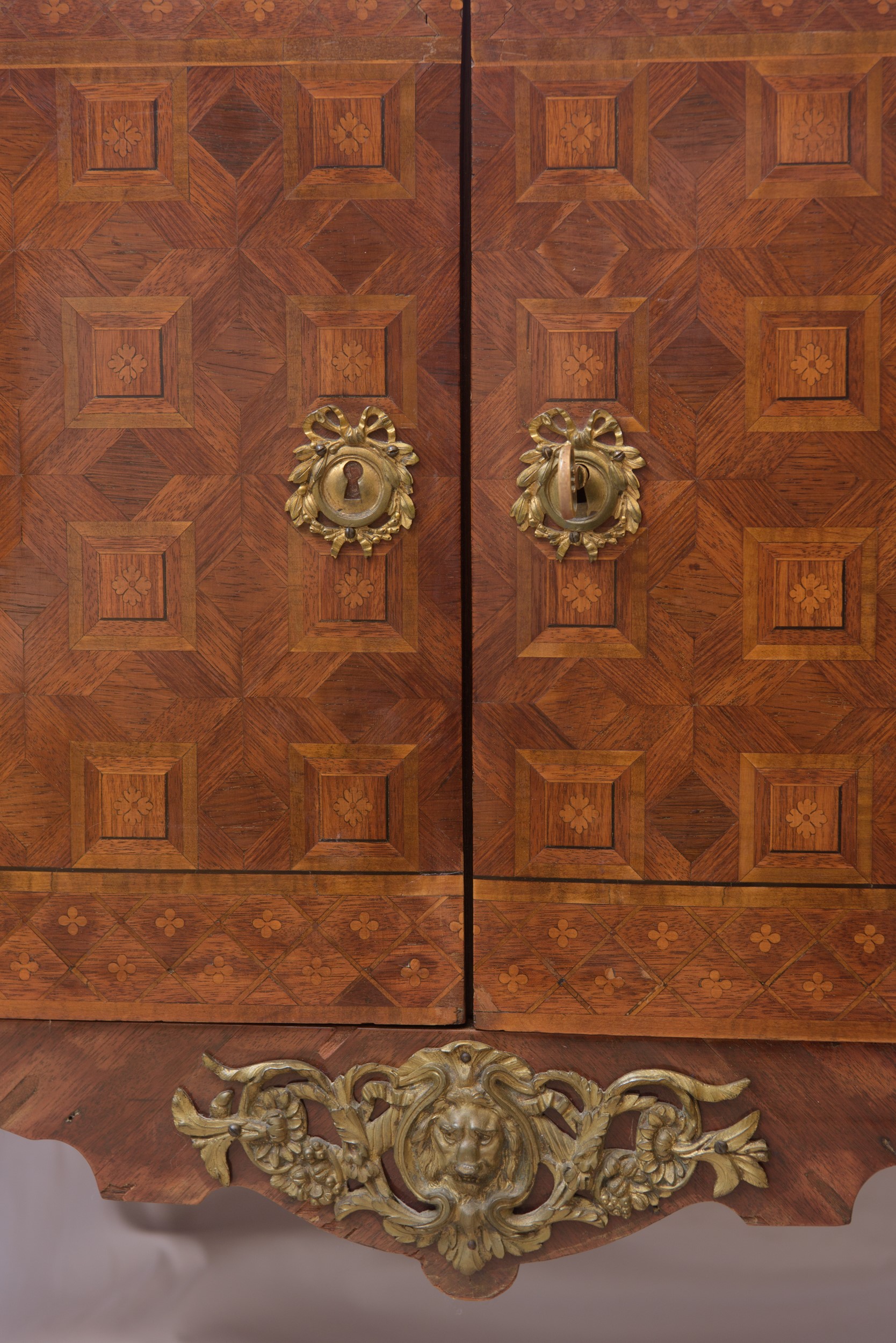 Credenza a due ante di linea Transizione