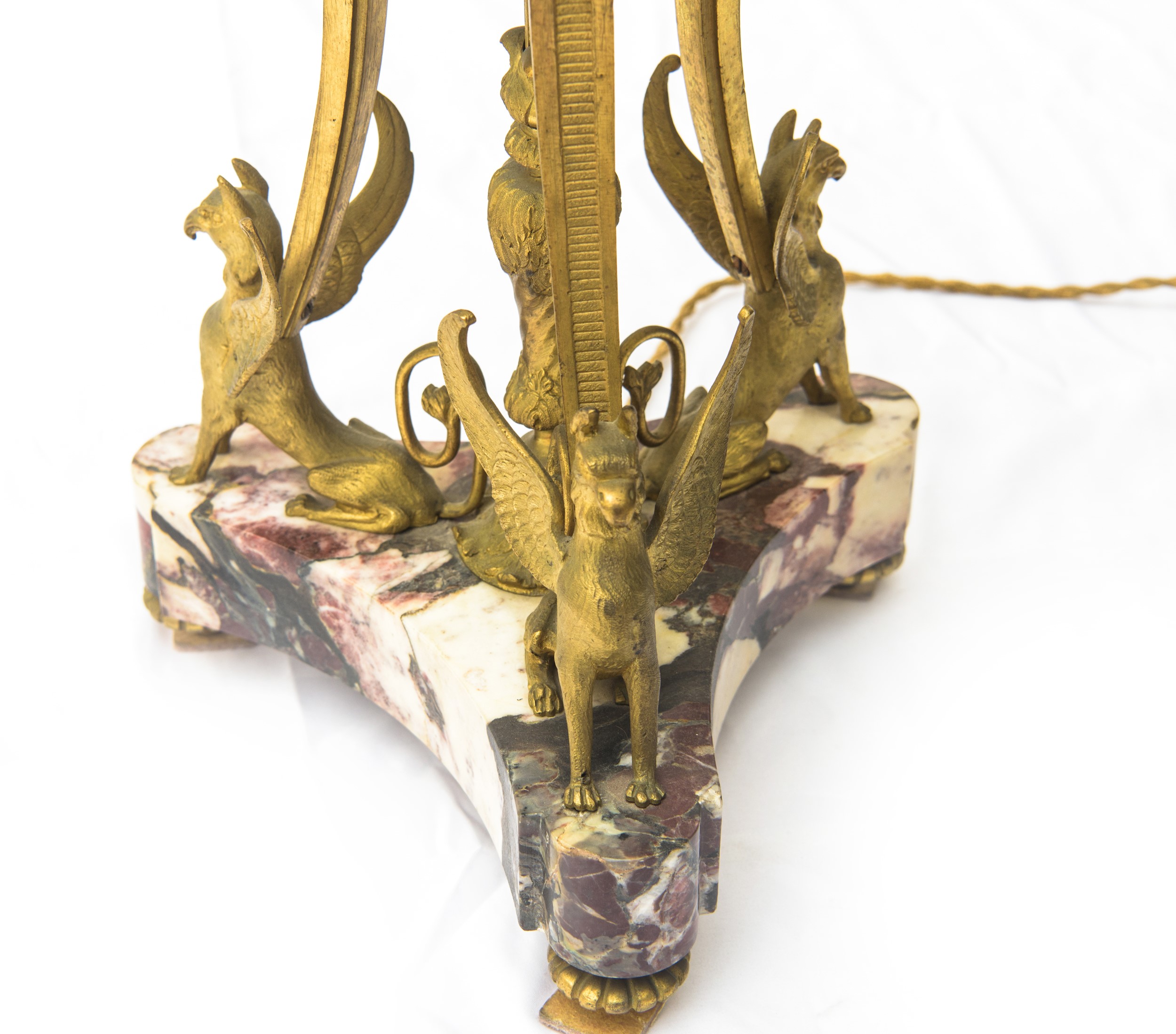 Coppia di incensieri tripodali