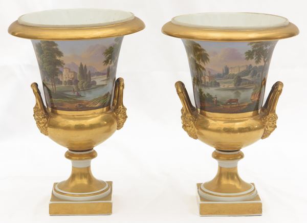 Couple of crater vases